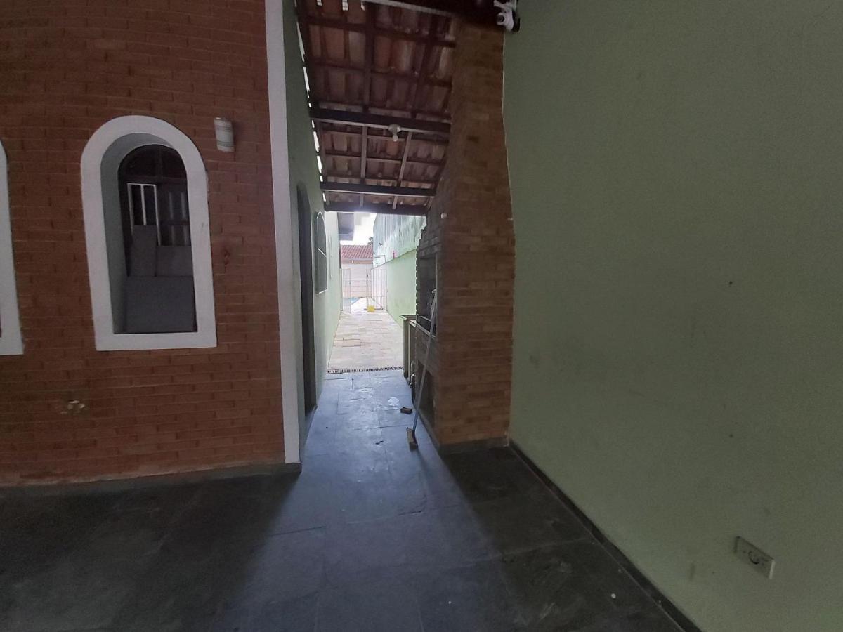 Casa de férias Maranduba House: 3-bedroom Retreat With Pool And Wi-fi